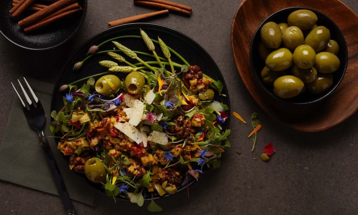 Ensalada gourmet con aceitunas Gordal